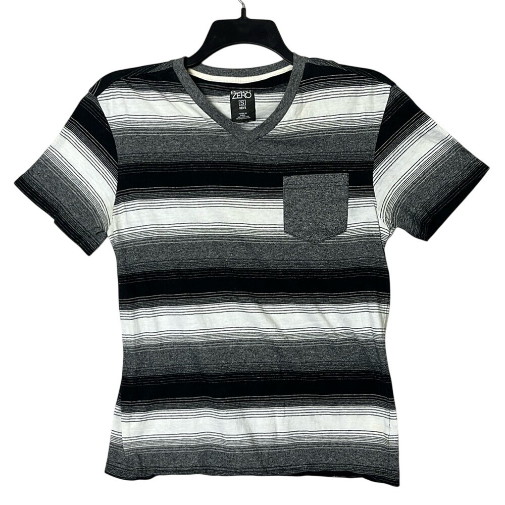 Point Zero Mens Short Sleeve TShirt Size Small Black White Striped YK Skater
